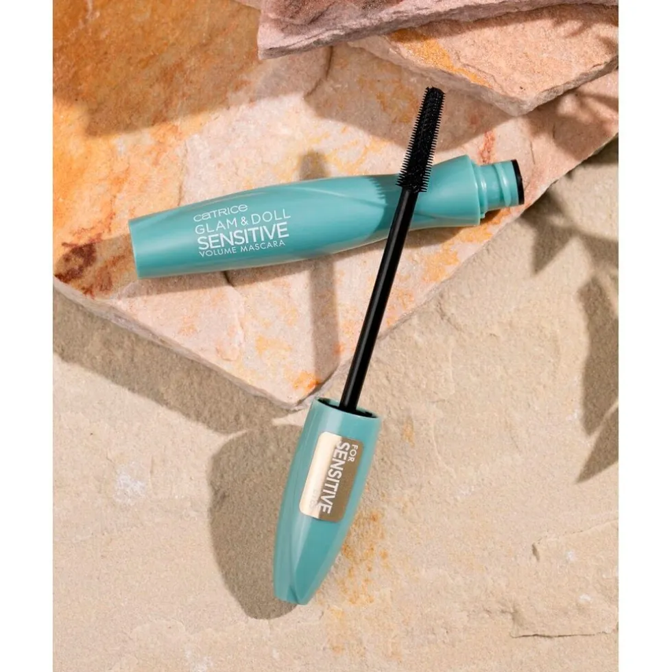 Catrice Glam & Doll Sensitive 010 Ultra Black Volume Mascara