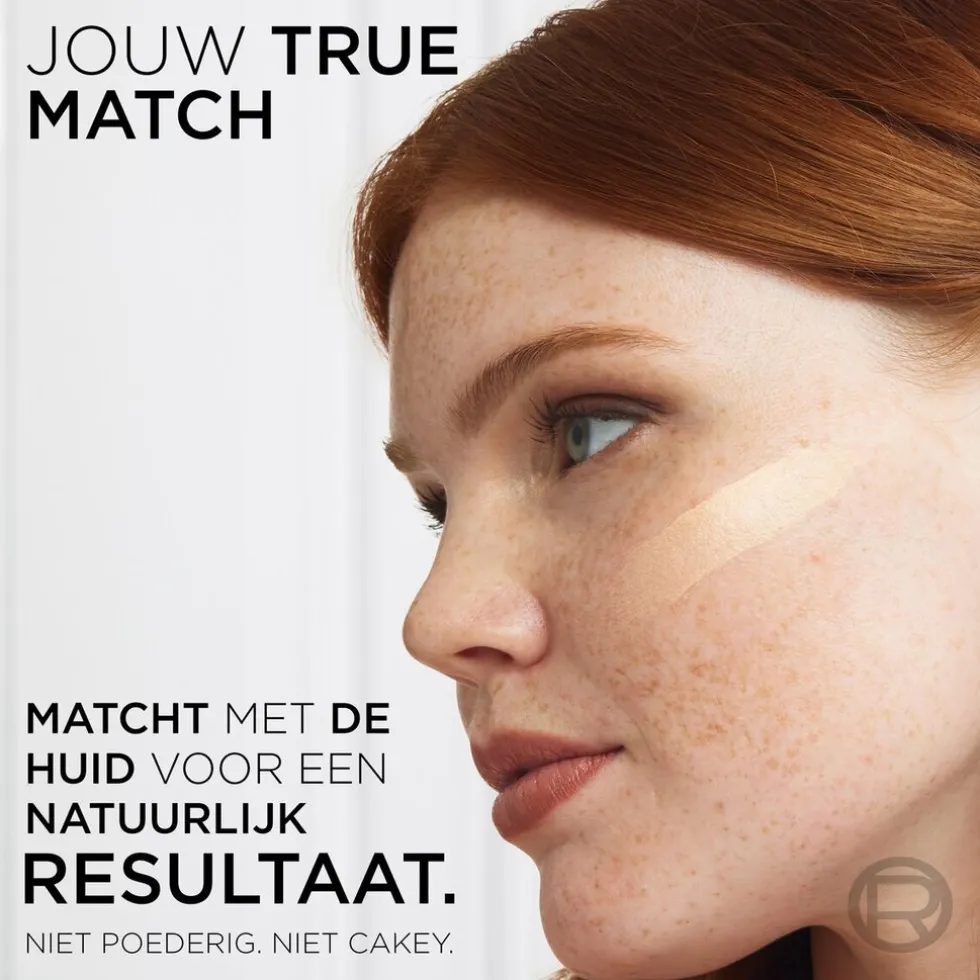 L’Oréal Paris 9D/W True Match Foundation