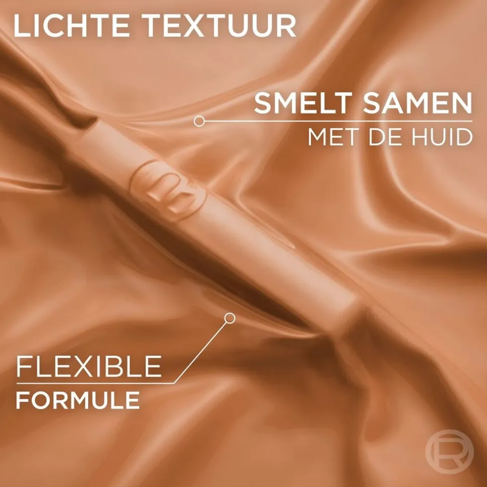 L'Oréal Paris Infaillible Skin Ink 130 2-in-1 Foundation & Concealer