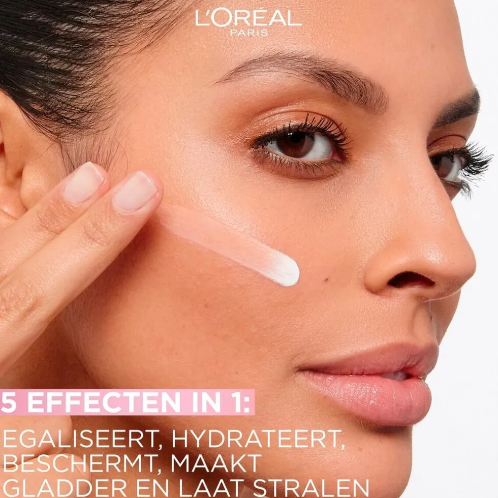 L'Oréal Paris Magic BB Light 5-In-1 Transforming Skin Corrector